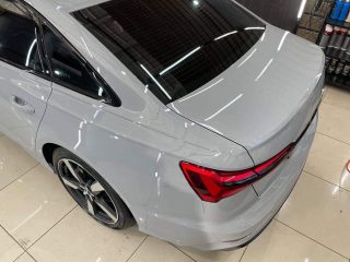 Dan-Doi-Mau-Xe-Audi-A6-Trang-Sua-5