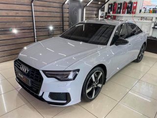 Dan-Doi-Mau-Xe-Audi-A6-Trang-Sua-9