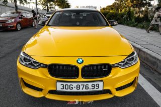 Dan-Doi-Mau-Xe-BMW-Vang-8-1536x1024