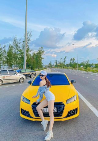 Dán Đổi Màu Xe Audi Vàng