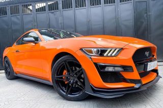Dán Đổi Màu Xe Ford Mustang Cam Đậm