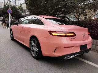 Dan-Doi-Mau-Xe-Mercedes-Hong