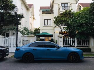 Dán-Đổi-Màu-Xe-Vinfast-Lux-A-Xanh-Dương