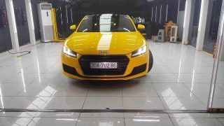 Dán Đổi Màu Xe Audi TT Vàng Ánh Kim