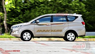 Tem Xe Toyota Innova 082302