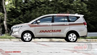 Tem Xe Toyota Innova 082304