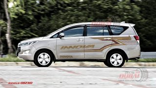 Tem Xe Toyota Innova 082310